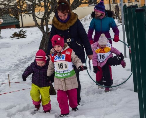 1.Ģimeņu ziemas sporta svētki Vecpiebalgas bērnudārzā.