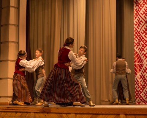 Sasien pastalas pats Foto: Mārtiņš Šatrovskis