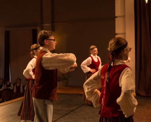 Sasien pastalas pats Foto: Mārtiņš Šatrovskis