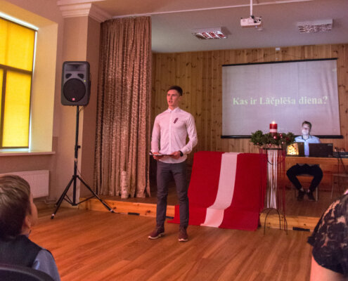 Svinīgais brīdis Latvijas 101. dzimšanas dienai