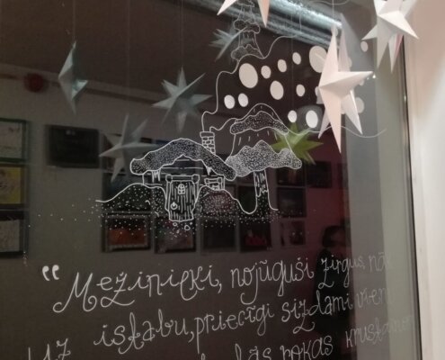 Decembris-Ziemassvētku mēnesis