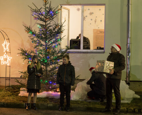 Skolas Ziemassvētku egle ,,Radīsim svētkus kopā!”