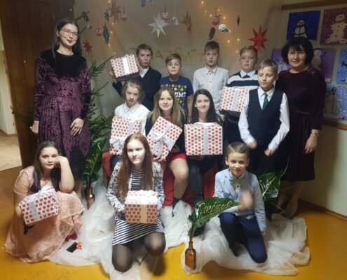 Skolas Ziemassvētku egle ,,Radīsim svētkus kopā!”
