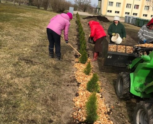 Skolas apkārtnes labiekārtošanas darbi