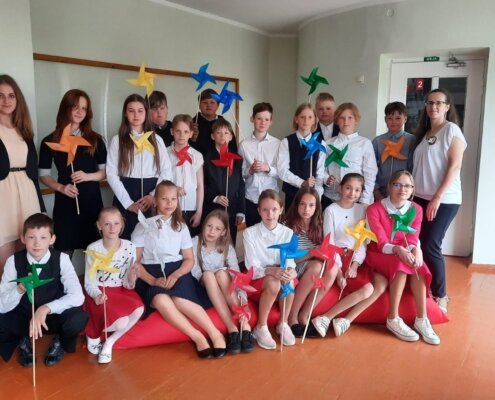 Radošas aktivitātes "Iegriežam vasaru".