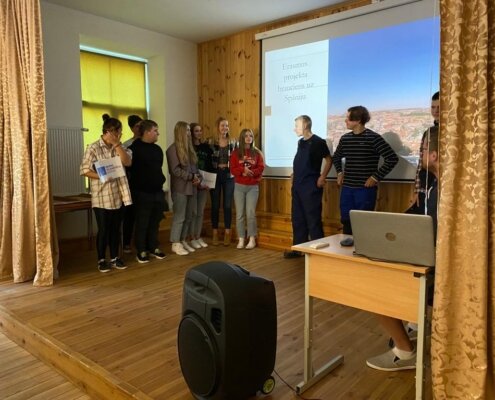 Karjeras stunda- saruna ar “Balgas strops” pārstāvjiem