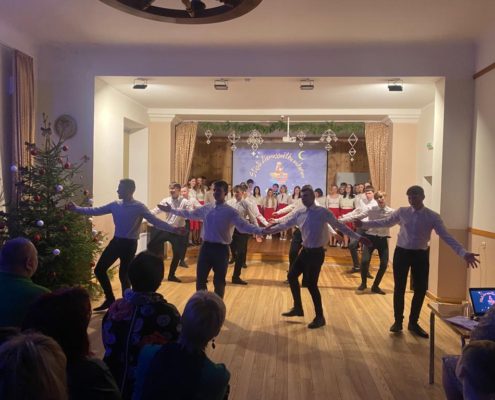 9.-12.klašu skolēnu stāsti Ziemassvētku vakaram