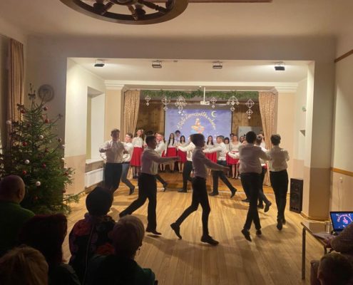9.-12.klašu skolēnu stāsti Ziemassvētku vakaram