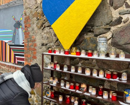 Sūtīsim savu gaismu un lūgšanas Ukrainai