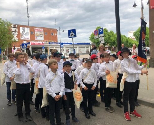 Zēnu koru salidojums “Puikas ! Dziedāsim!”