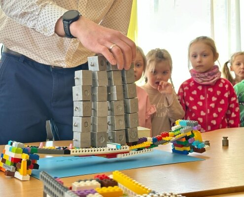 Lego: domā, plāno, būvē kopā!